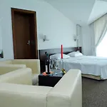 Готель елица 3*