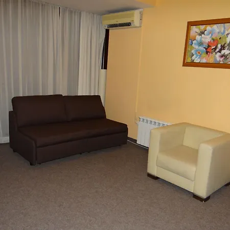 Szálloda елица