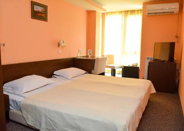 елица Otel 3*